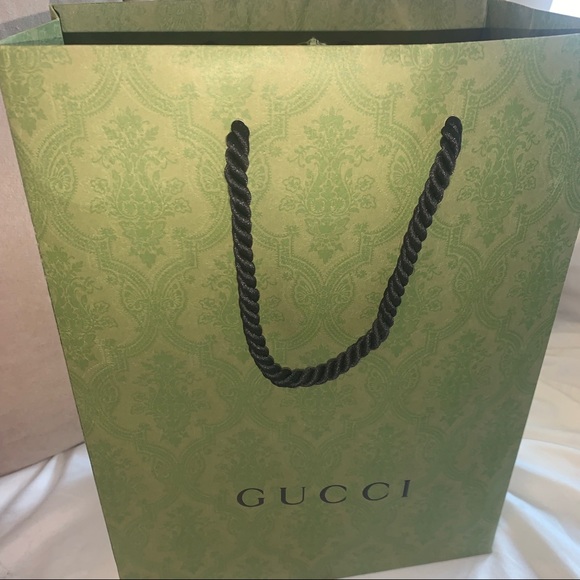 AUTHENTIC Gucci women's slide sandal with Gucci logo colour hibiscus red rubber - Picture 3 of 6